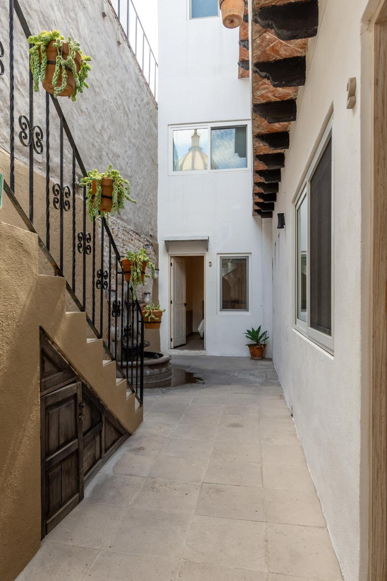 Casa Yuca Hotel Boutique Альенде Экстерьер фото