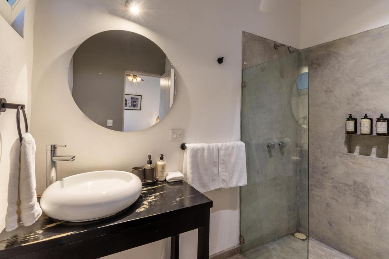 Casa Yuca Hotel Boutique Альенде Экстерьер фото